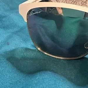 Gucci | Accessories | Gucci Mirrored Cat Eye Sunglasses  display picture 1